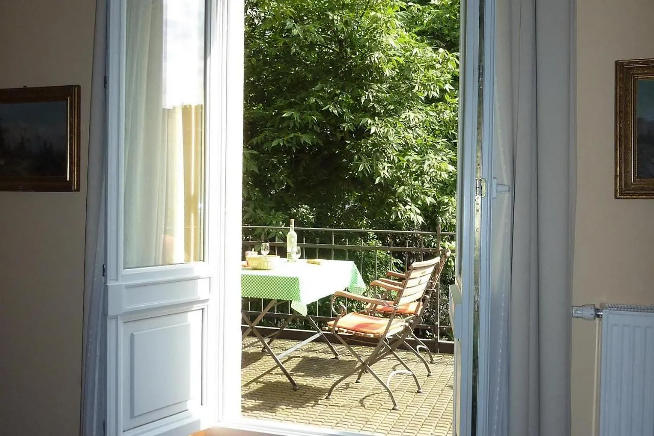 Ferienwohnungen Villa Haniel Paul Dresden Deutschland